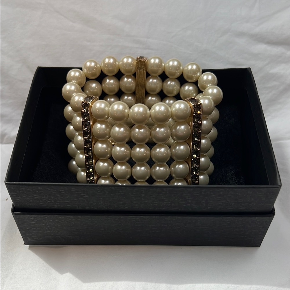 Cabi pearl bracelet